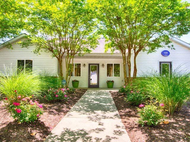 C1716  Laurens Way for Sale