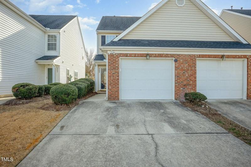 5280 EAGLE TRACE DR, Raleigh, NC 27604 Townhouse For Sale  MLS# 10008617