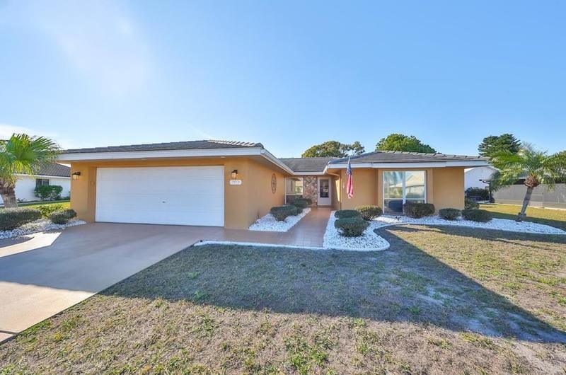 703 Elkhorn Rd, Sun City Center, FL 33573 - MLS T3501544 for Sale