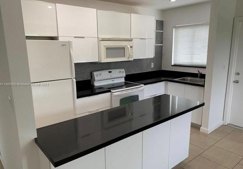 2830 NE 30th Pl #7, Fort Lauderdale, FL 33306 - MLS A11469360 for Rent