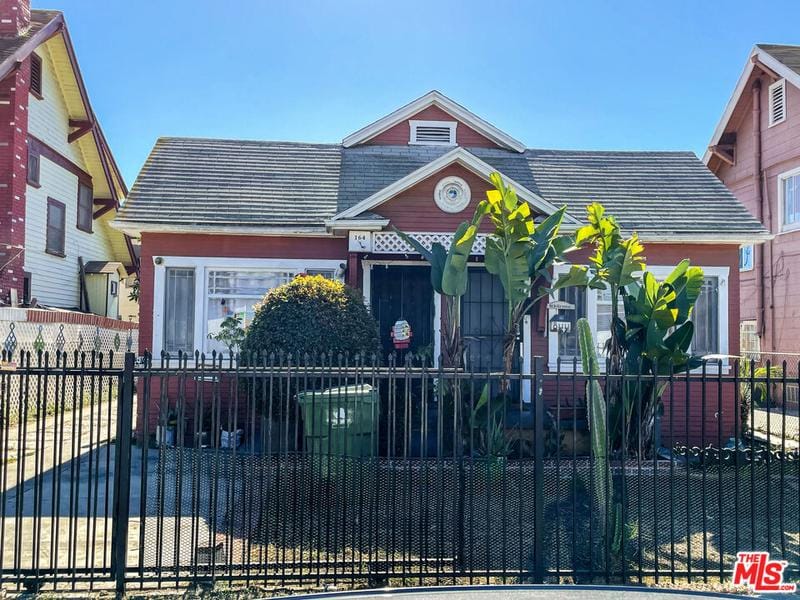 164 West Vernon Avenue, Los Angeles, CA 90037 for Sale