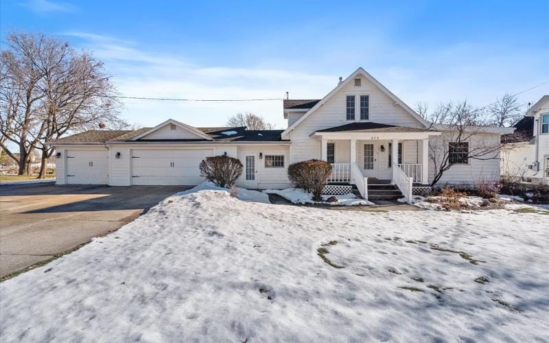 675 2nd St, Waukee, IA 50263  MLS# 688626 for Sale