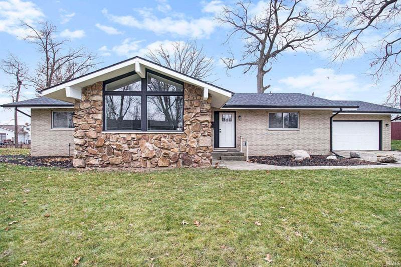 135 Woodhill Lane, South Bend, IN 46619 for Sale