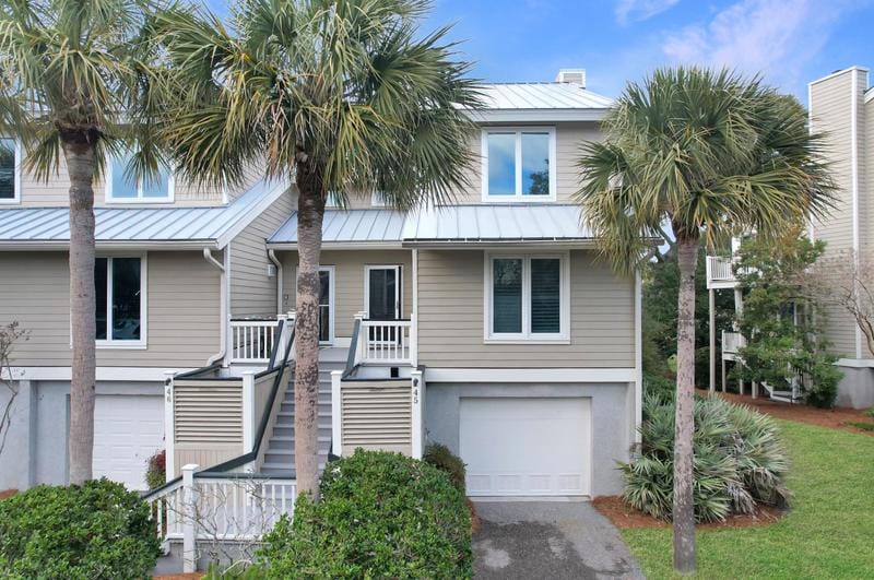 45 Linkside Ct, Isle Of Palms, SC 29451 - MLS 24002176 for Sale