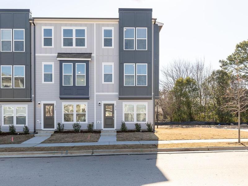 1910 Robin Hl Lane, Raleigh, NC 27610 for Rent