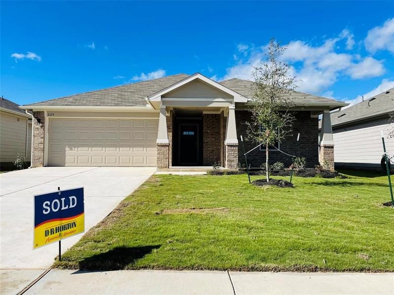 829 Pease River Way, Hutto, TX 78634 for Rent