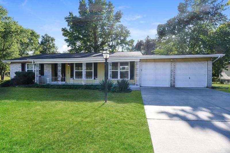 11925 Rollingsford Dr, Black Jack, MO 63033 - MLS 24006463 for Rent