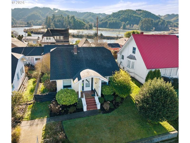 1158 FIR AVE, Reedsport OR 97467 for Sale