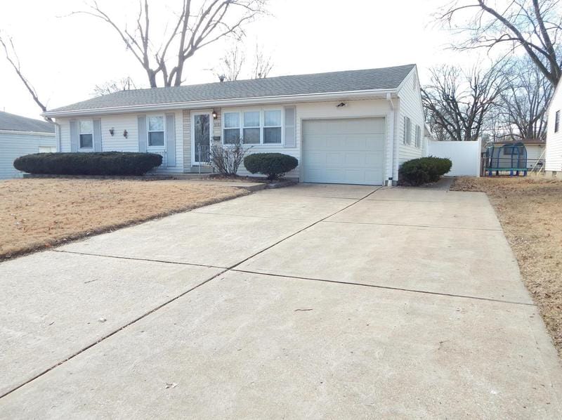 822 Riderwood Dr, Hazelwood, MO 63042 - MLS 24006360 for Sale