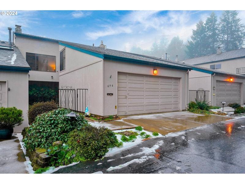 606 SALEM HEIGHTS AVE, Salem OR 97302