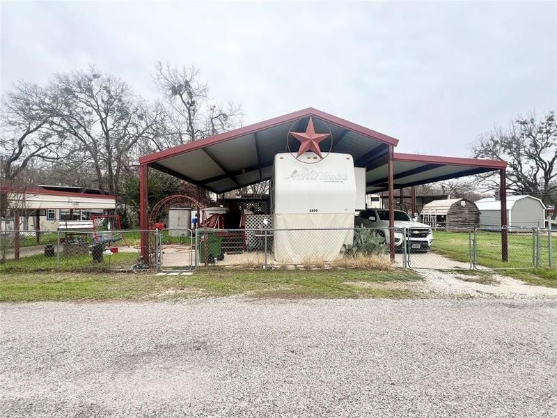 3806 Aguila Trl, Granbury, TX 76048 for Sale