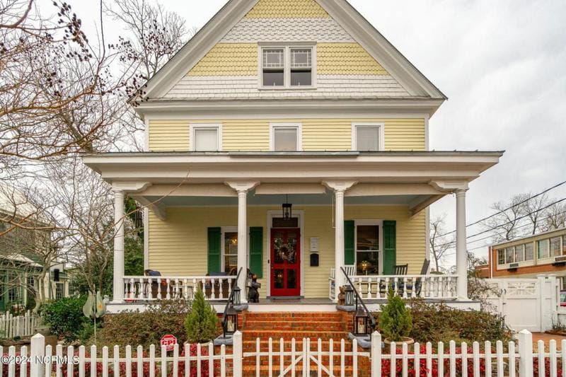 512 MIDDLE ST, New Bern, NC 28560 Single Family Residence For Sale  MLS# 100424256