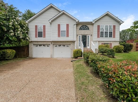 706 Pinehurst Pt - Mount Juliet, TN 37122 - Home For Rent