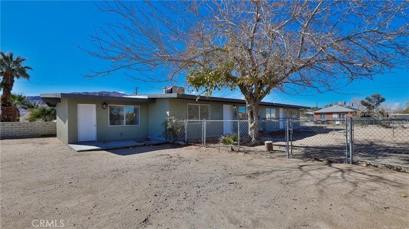 6364 Smoketree Avenue, Twentynine Palms, CA 92277 for Sale