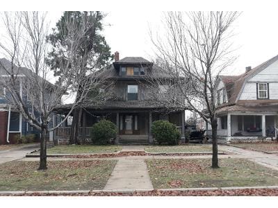 W Cherokee Ave for Sale