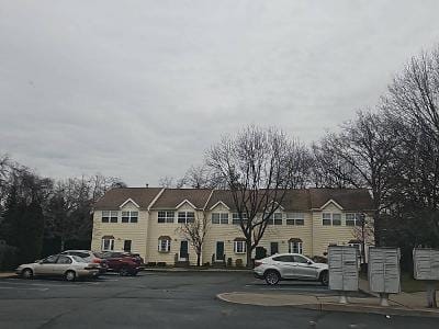 Jerusalem Ave