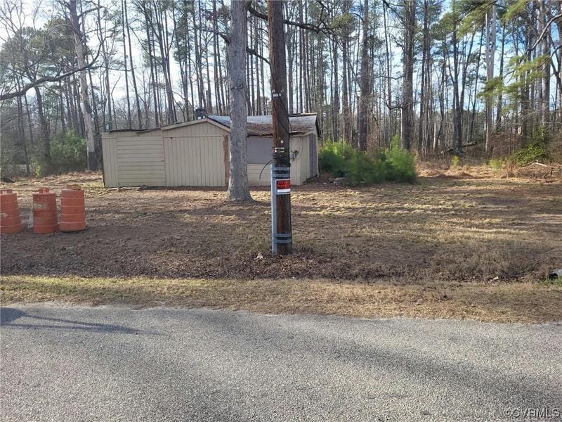 16914 LINDBERG DR, South Chesterfield, VA 23834 Single Family Residence For Sale  MLS# 2403302