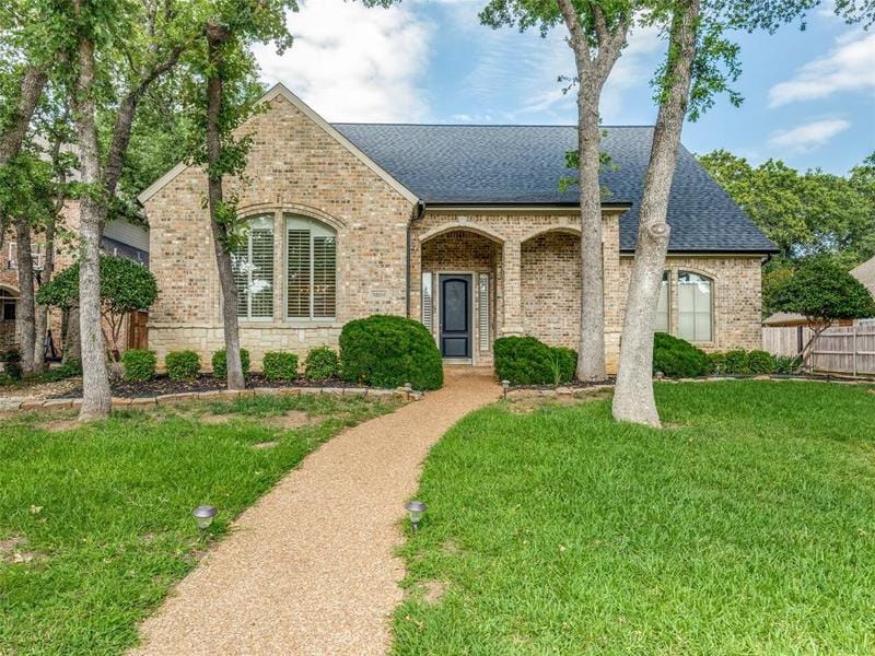 3604 Chateaux Ln, Hurst, TX 76054 for Rent