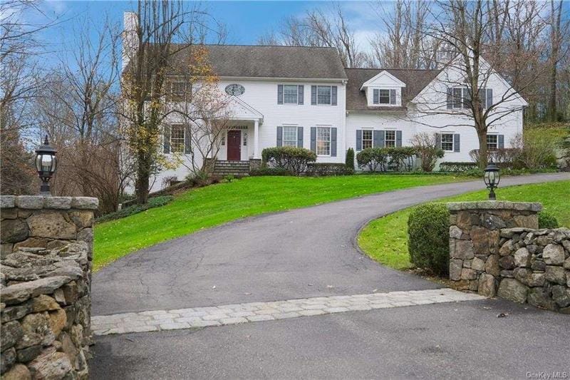 58 Lawrence Farms Crossway, New Castle, NY 10514  624457782 for Sale