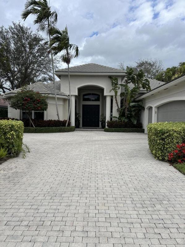 17 Bermuda Lake Dr, Palm Beach Gardens, FL 33418 - MLS RX-10954314 for Rent