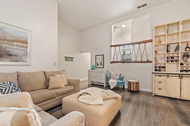609 Meyer Ln #17, Redondo Beach, CA 90278 - MLS SB24026535 for Sale