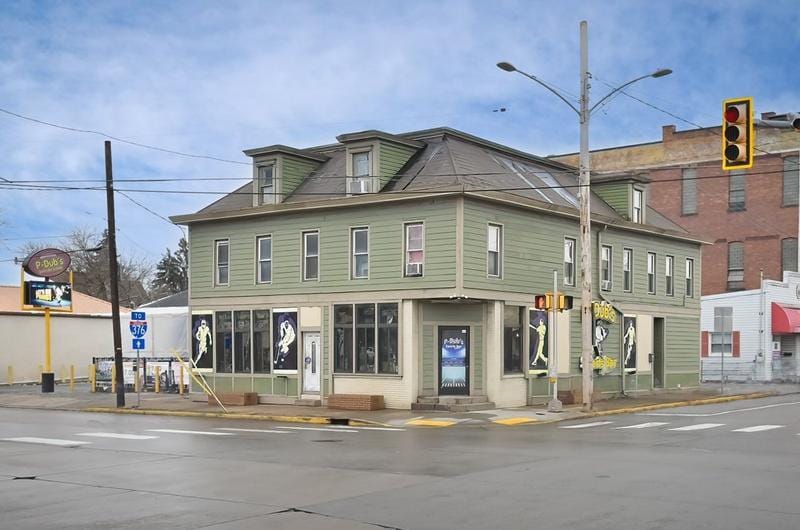 899 Pennsylvania Ave, Monaca, PA 15061 - MLS 1604157 for Sale