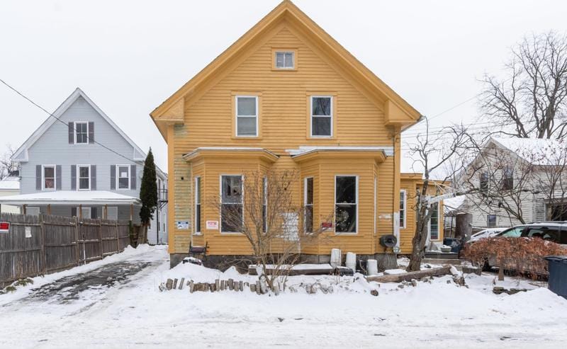 11 Merrimack St, Nashua, NH 03064 - MLS 4983208 for Sale