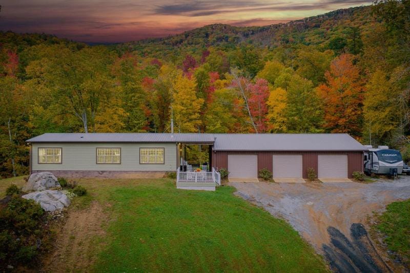 Roan Mountain, Carter County, TN House for sale Property ID: 418045429
