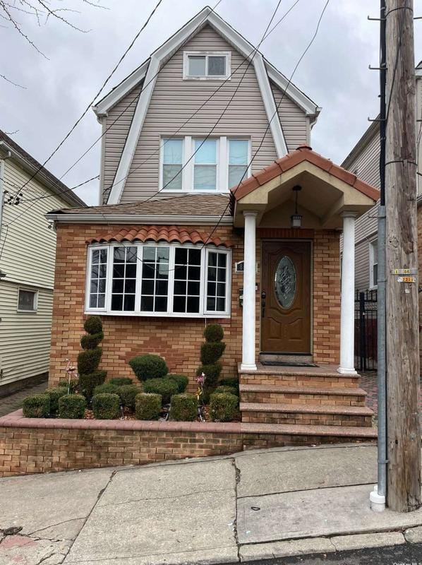 8618 144th St, Briarwood, NY 11435 - MLS 3528562 for Sale
