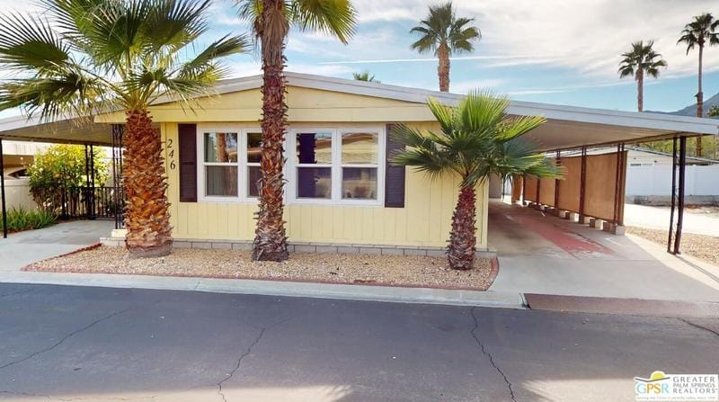 246 Laredo Dr, Palm Springs, CA 92264 - MLS 23-342461 for Sale