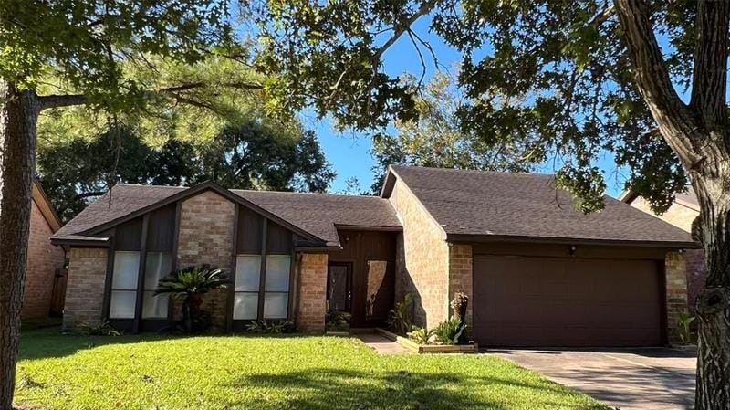 3022 Frontier Dr, Sugar Land, TX 77479 for Rent