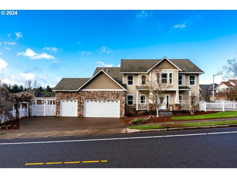 1585 TITAN DR, Salem OR 97304