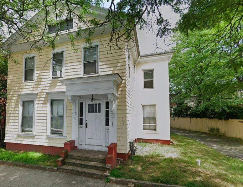 Rental listing in New Haven, Greater New Haven. Contact the landlord or property manager direct about rental.