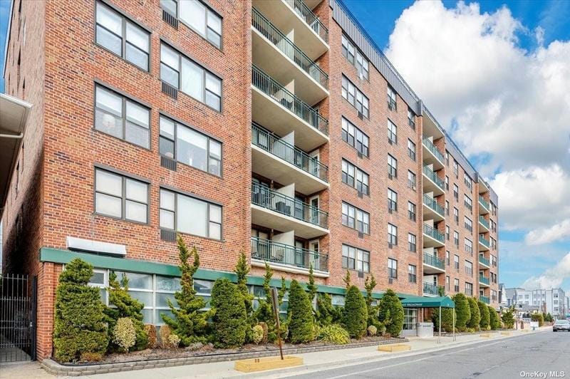 333 E BROADWAY APT 3F, Long Beach, NY 11561 Condominium For Sale  MLS# 3530064