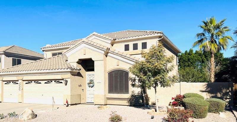 1550 E Sagebrush Ct, Gilbert, AZ 85296 - MLS 6650763 for Sale