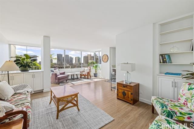 1400 Pensacola Street 604, Honolulu HI 96822 for Sale