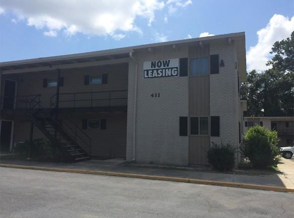 411 Northside Dr unit A8 - Valdosta, GA 31602 - Home For Rent