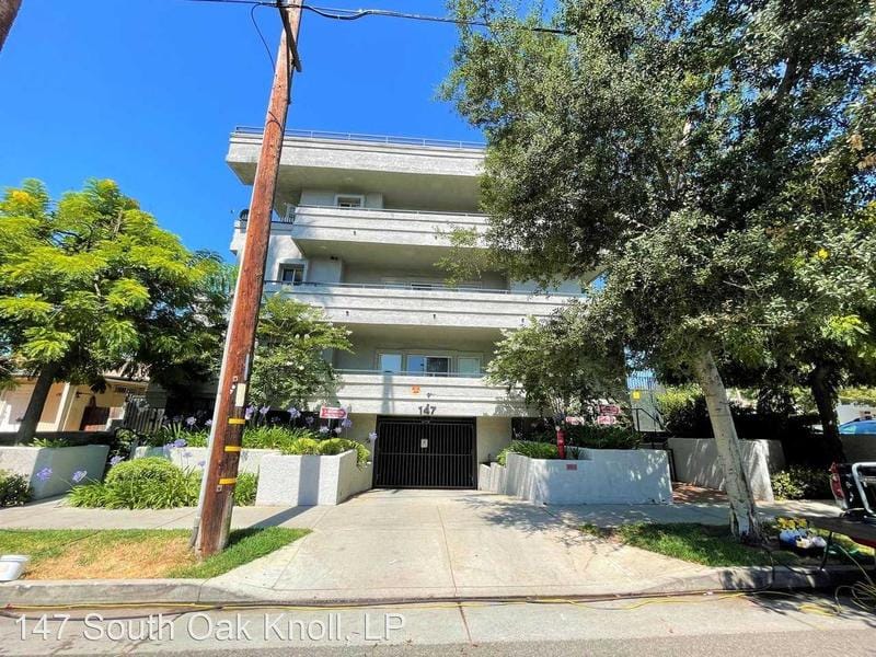 147 S. Oak Knoll Avenue #104  147 S. Oak Knoll Ave. for Sale