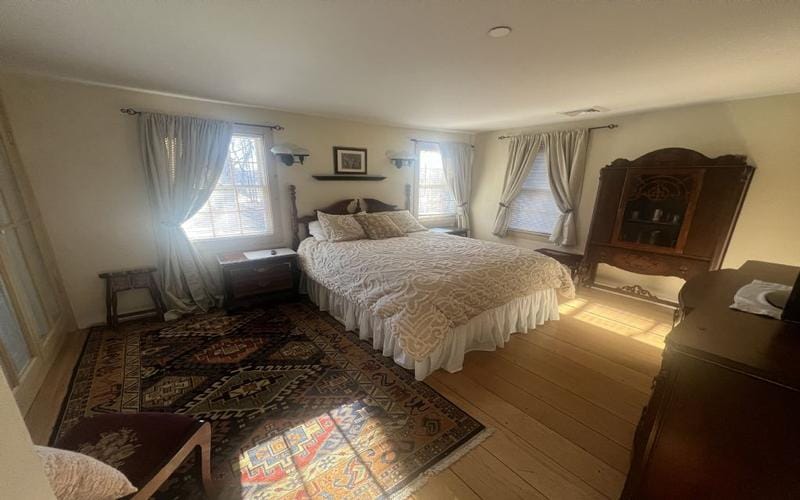 Furnished Woodbury, Northwest CT room for rent in 5 Bedrooms, Apartment for 1000 per month. Room ID 4739456