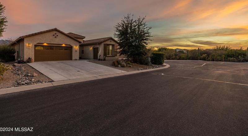 1722 E Night Heron Ct, Green Valley, AZ 85614 - MLS 22402076 for Sale