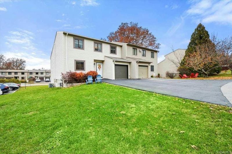 4 LAUREL CT, Fishkill, NY 12524 Single Family Residence For Sale  MLS# HM419632