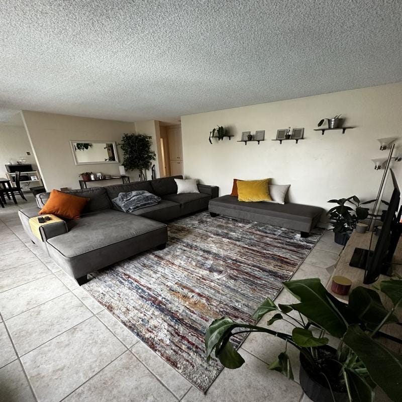 Rental listing in University Heights, Western San Diego. Contact the landlord or property manager direct about rental.