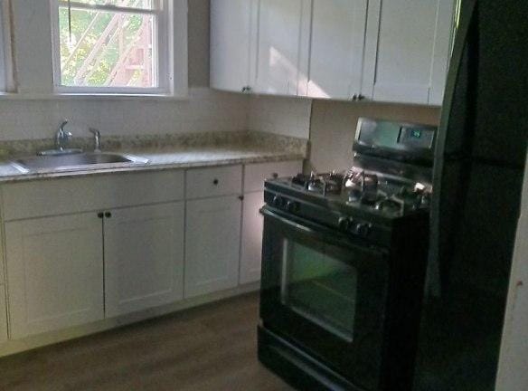 45 Wellman Rd - Manchester, CT 06040 - Home For Rent