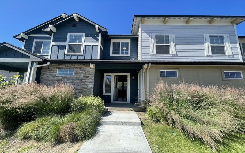 Rental listing in Boise West, Boise Area. Contact the landlord or property manager direct about rental.