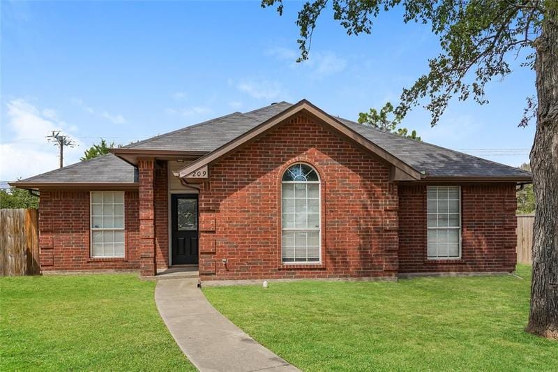 209 Creekstone Ct, Seagoville, TX 75159 for Rent