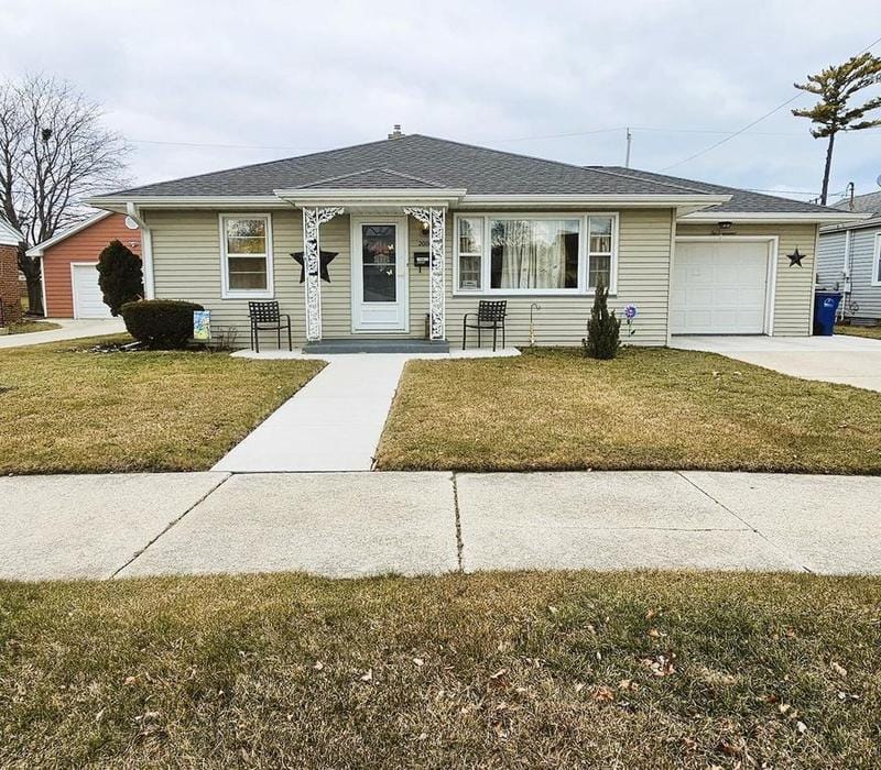 2000 Arlington AVENUE, Racine, WI 53403  MLS# 1864411 for Sale