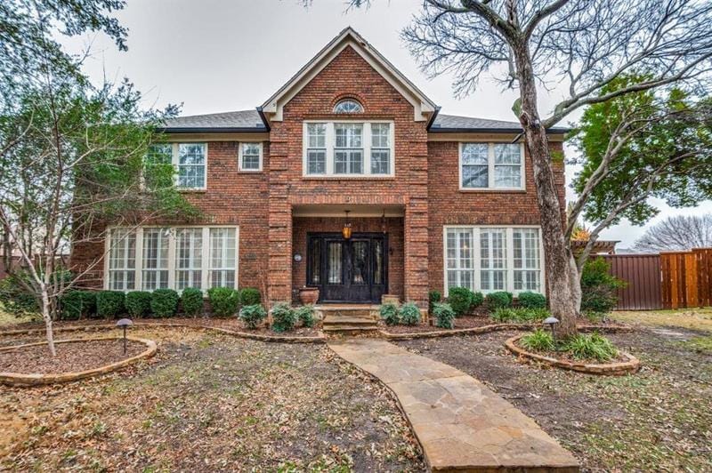 2201 Southern Oak Dr, Irving, TX 75063 for Sale