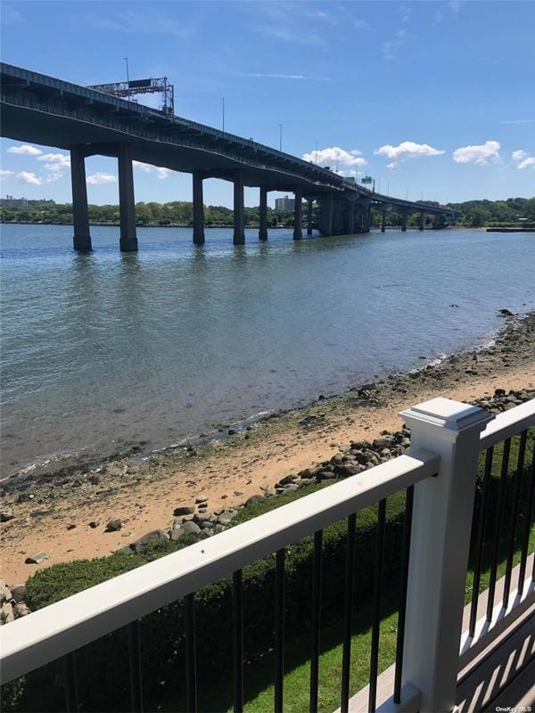168-46 Powells Cove Boulevard, Unit 21 for Sale