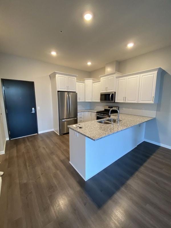 Rental listing in Edina, Twin Cities Area. Contact the landlord or property manager direct about rental.