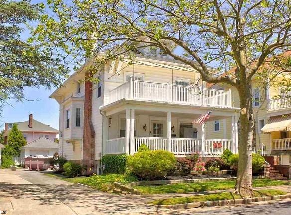 11 S Derby Ave - Ventnor City, NJ 08406 - Home For Rent